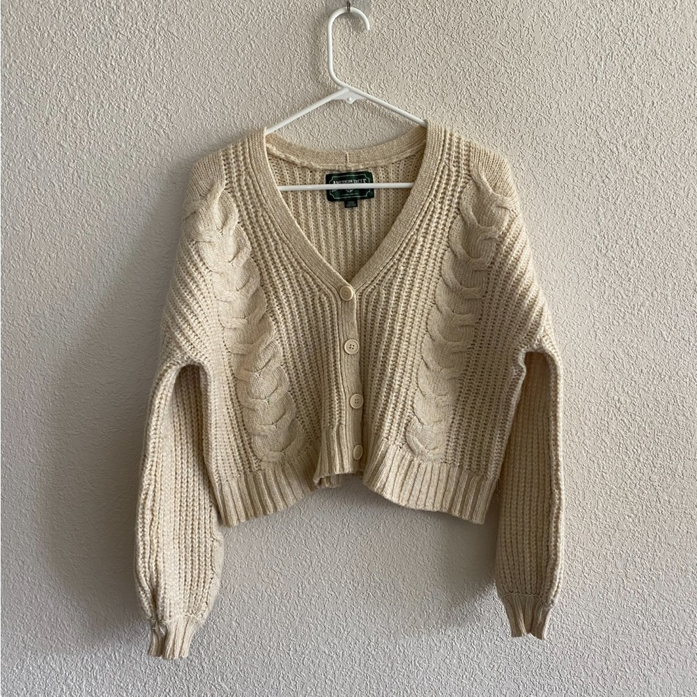 American Eagle Cream Cable Knit Cropped Cardigan Sweater S
